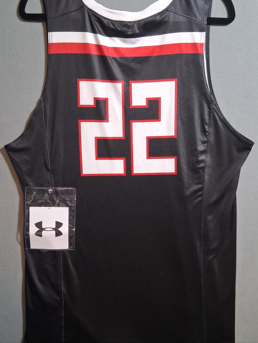 NWT Men's XL Red/Black Under Armour Basketball Jersey Texas Tech NCAA Big 12 - Picture 4 of 6